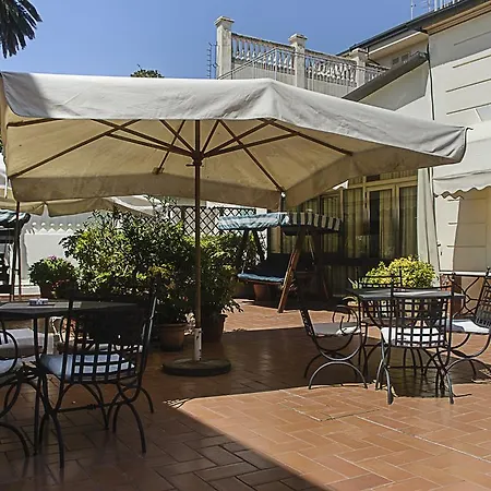 Arcangelo Hotel